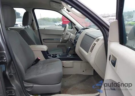 2011 Ford Escape Xls из США, поврежденный, VIN 1FMCU0C74BKC46725
